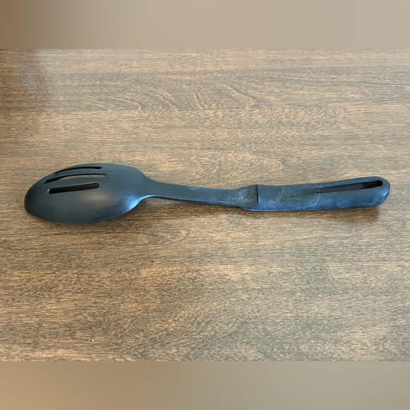 PAMPERED CHEF NYLON SLOTTED SERVING SPOON - Picture 3 of 8